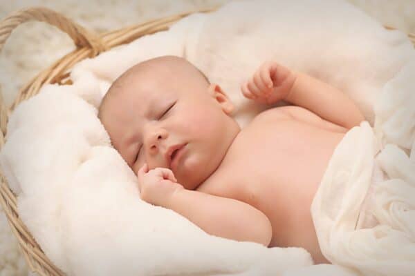 Comment faire pour que bébé dorme bien la nuit ?